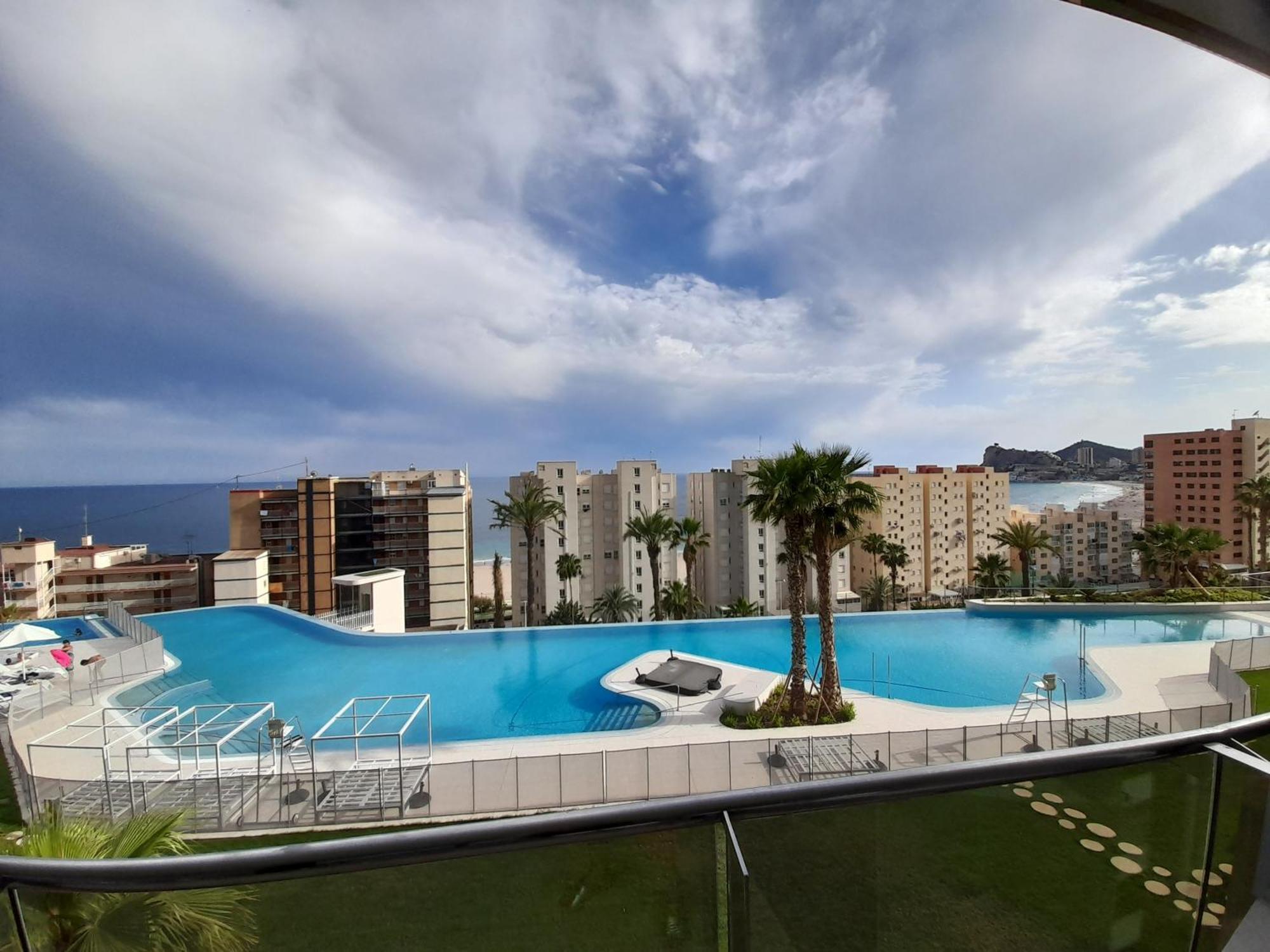 Sunset Cliffs Sea View Apartments 14 Floor Benidorm Buitenkant foto