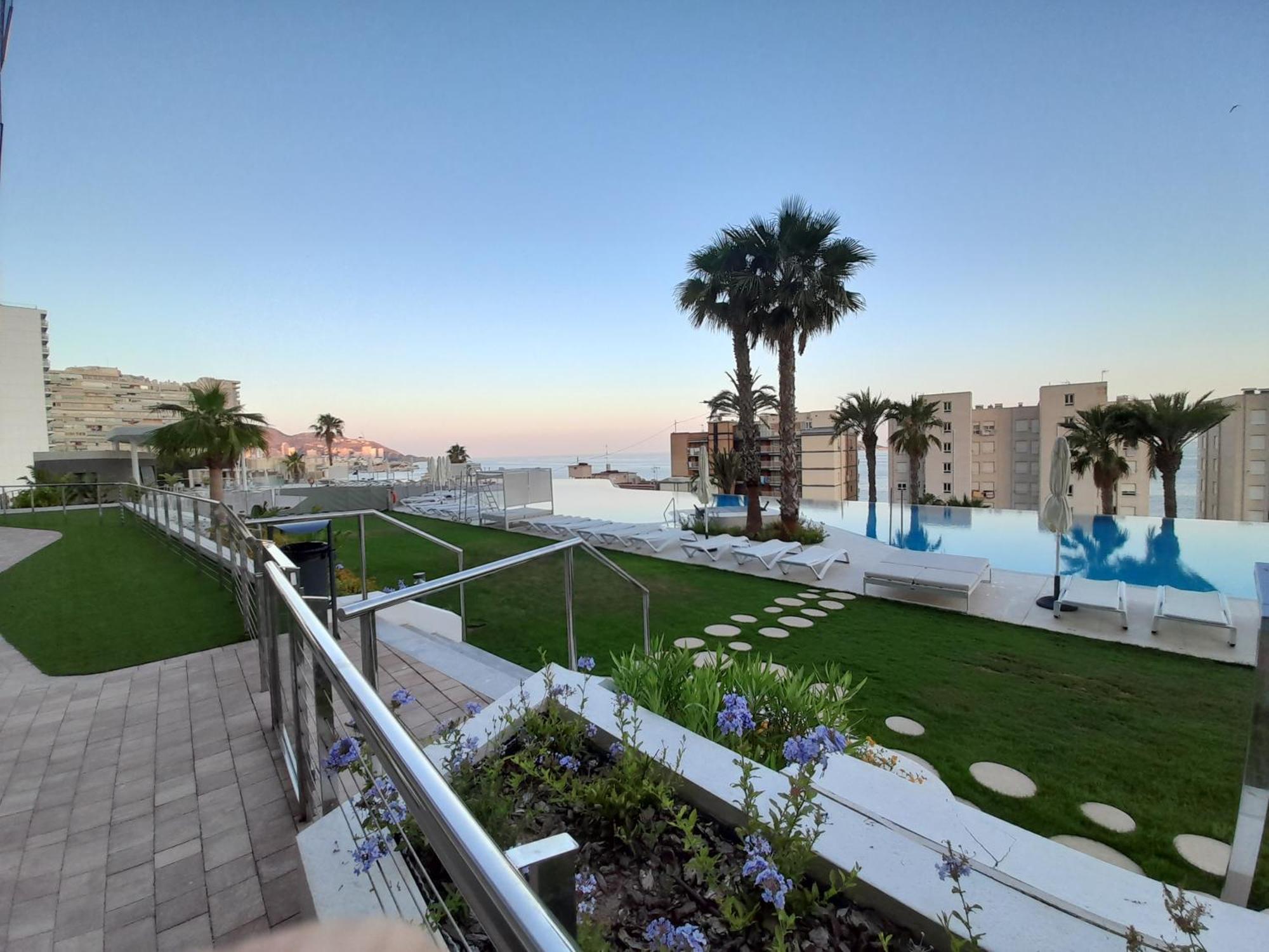Sunset Cliffs Sea View Apartments 14 Floor Benidorm Buitenkant foto